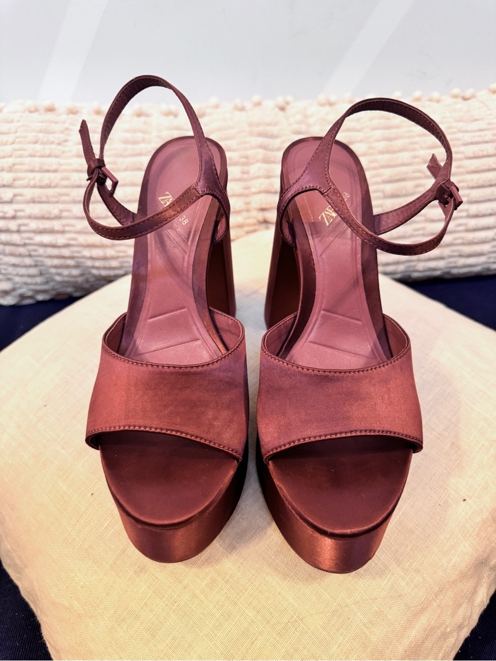 Zara Light Plum Satin Platform Block Heel Sandals - Picture 4 of 9